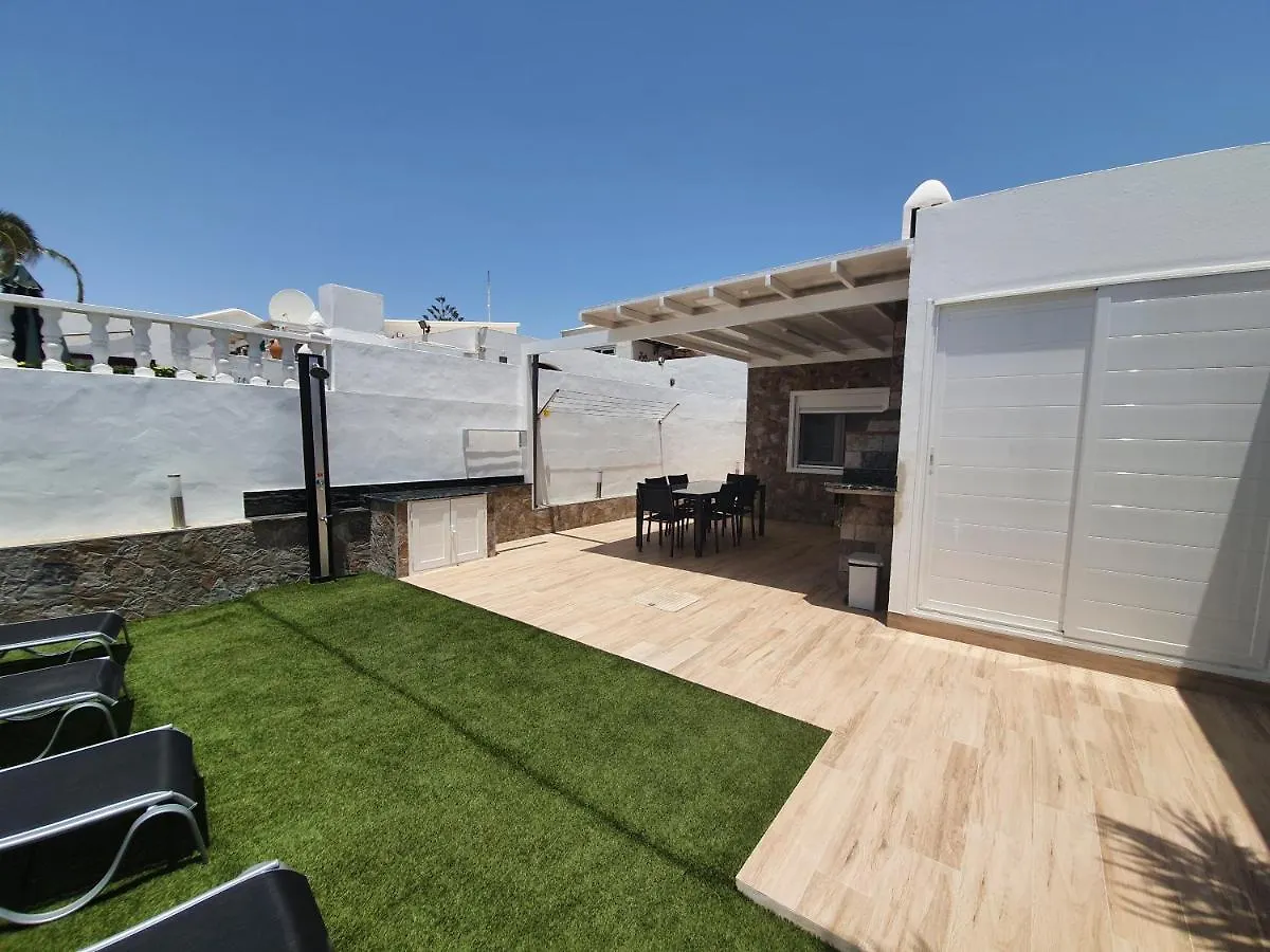 Bungalow Aries Tias Villa