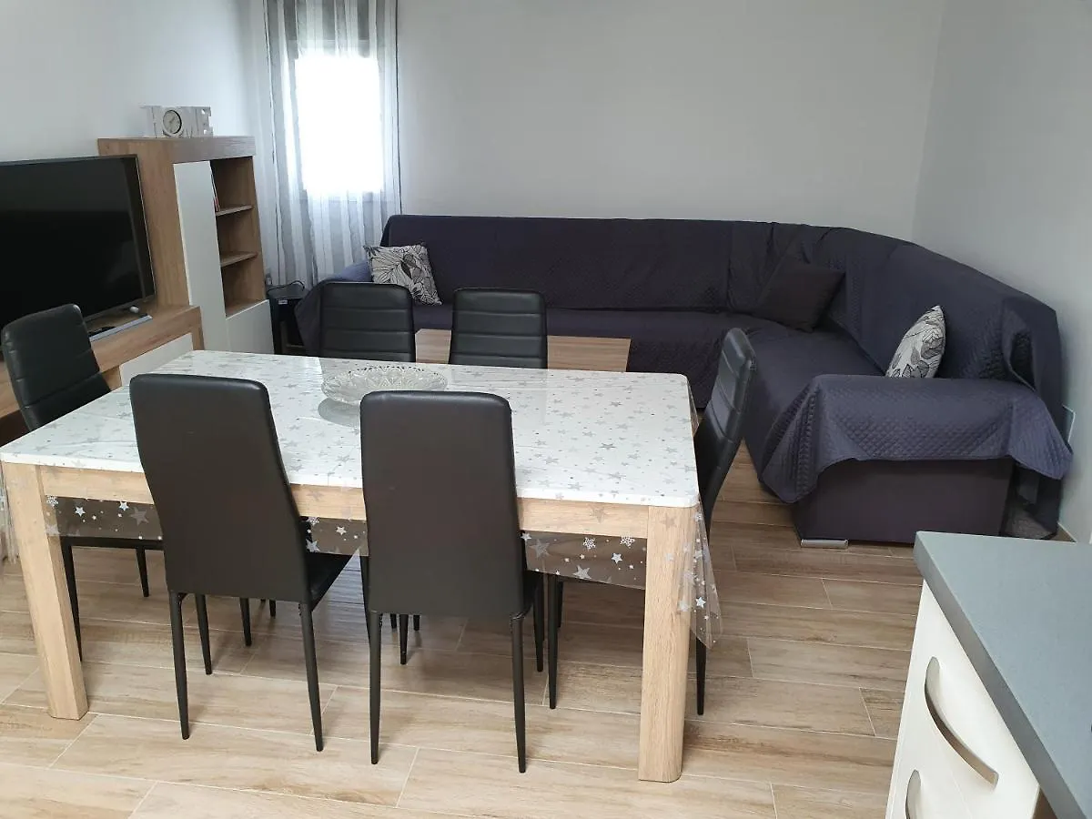 Villa Bungalow Aries Tias